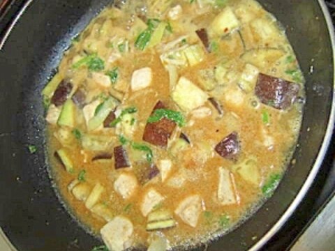 鶏肉茄子玉葱カレー